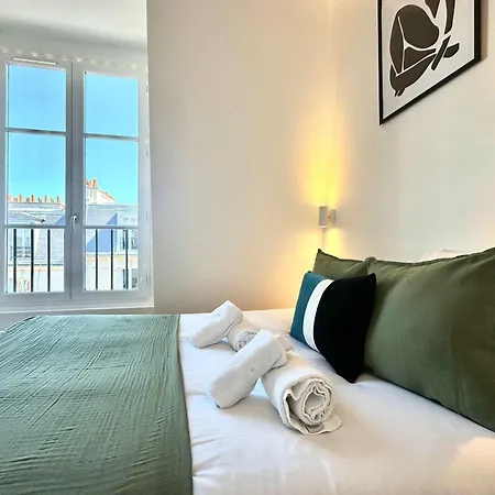 New 463 Macnee - Cosy Center